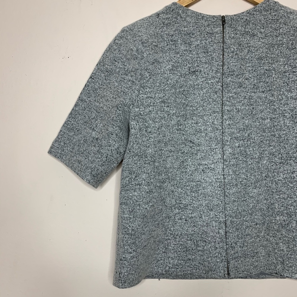 Theory Top with Back Zipper, sz. M